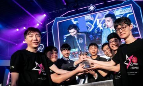 CSGO雨哥：年龄不是问题 Major冠军带来信心